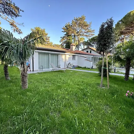 Διαμέρισμα Lovely For Families With Garden And Fireplace Λινιάνο Σαμπιαντόρο